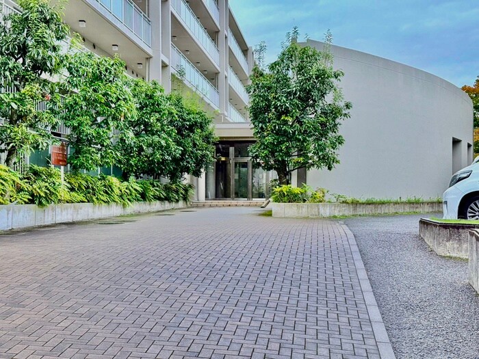 エントランス部分 アーバンエース松井山手パル寮棟