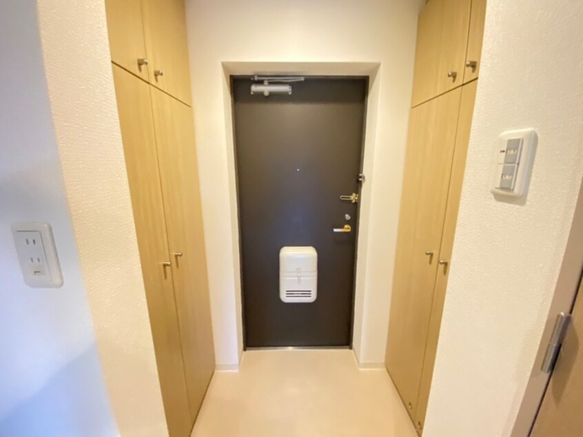 玄関 アーバンエース松井山手パル寮棟