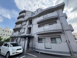 ファミール根津