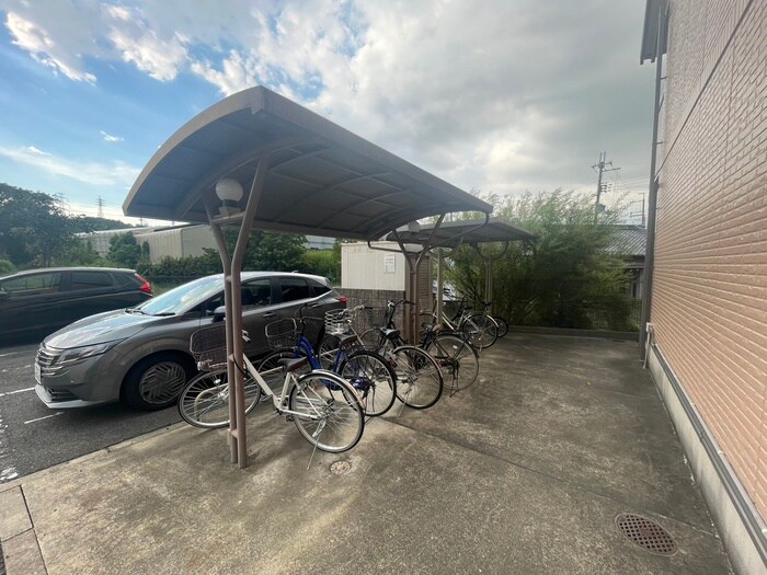 駐輪場 Ｃｏｍｆｏｒｔ紘