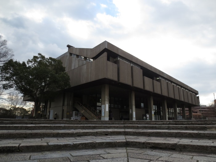 図書館(図書館)まで1210m プレステージハイツ