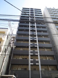 ｸﾘｽﾀﾙｸﾞﾗﾝﾂ心斎橋ＥＡＳＴ(802)