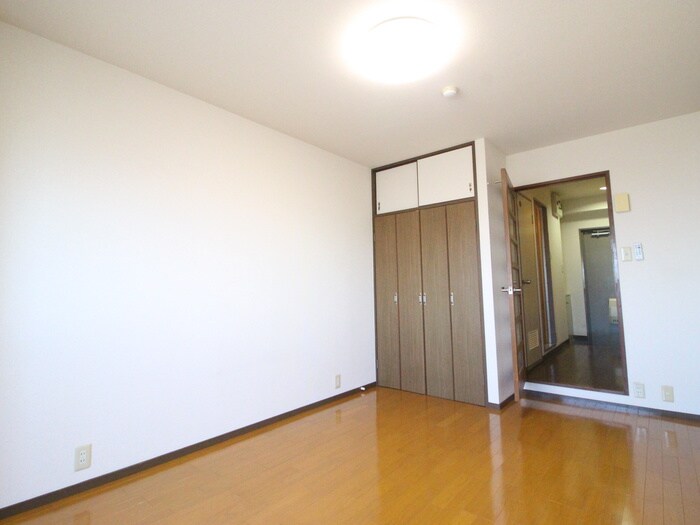 居室 サニープレイス