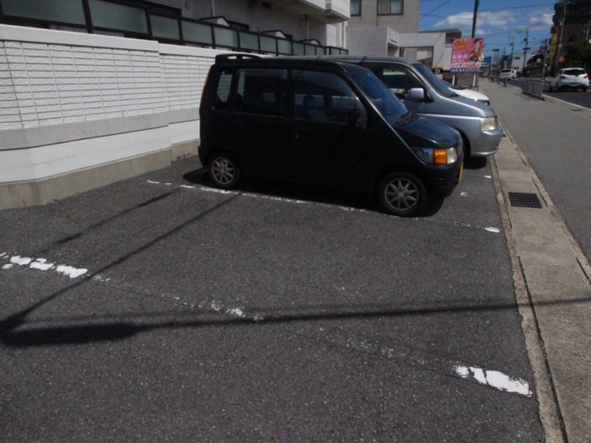 駐車場 サニープレイス