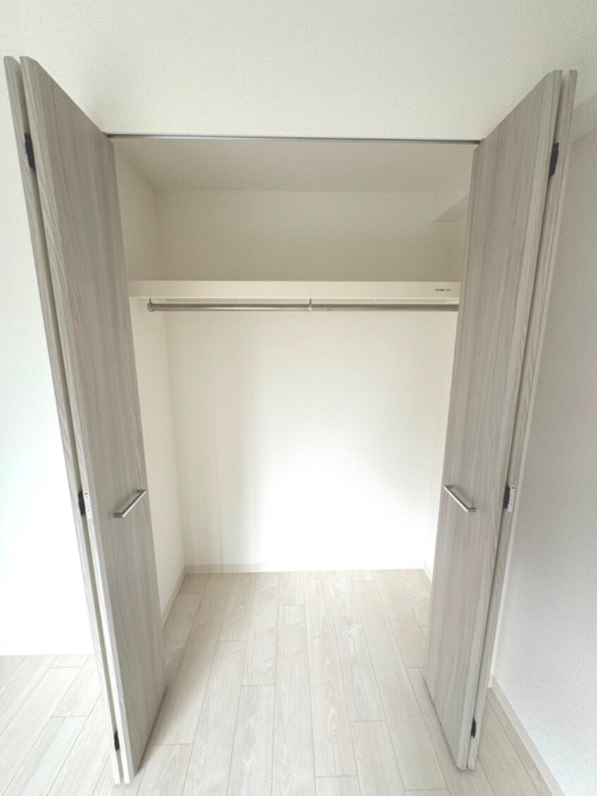 収納 MELDIA CREST TAPP 新大阪 WEST