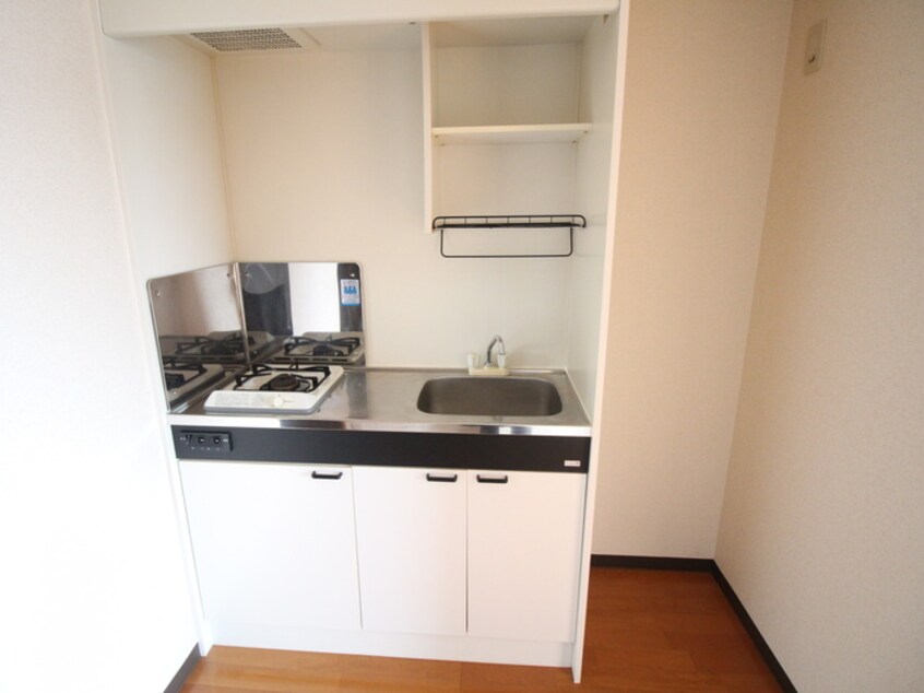 キッチン Ｂｌｕｅ　Ｐｅａｒｌ御影