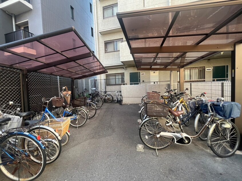 駐輪場 グランデカワノ烏ヶ辻