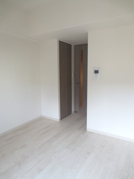 居室 プレサンス松屋町駅前(903)