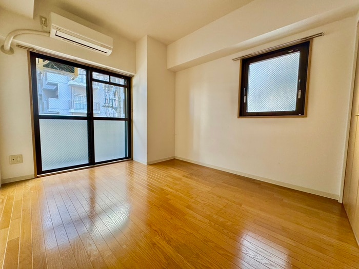 居室 エスリ－ド難波(1007)