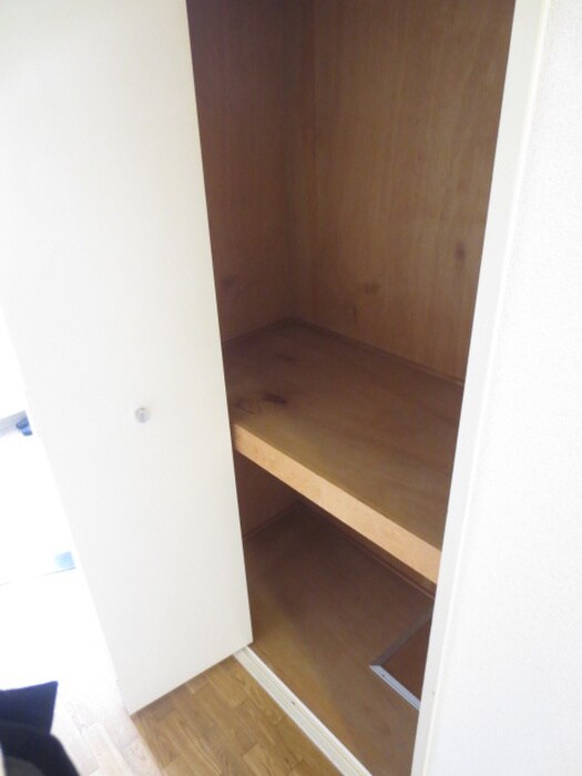 収納 グランドゥール西岡