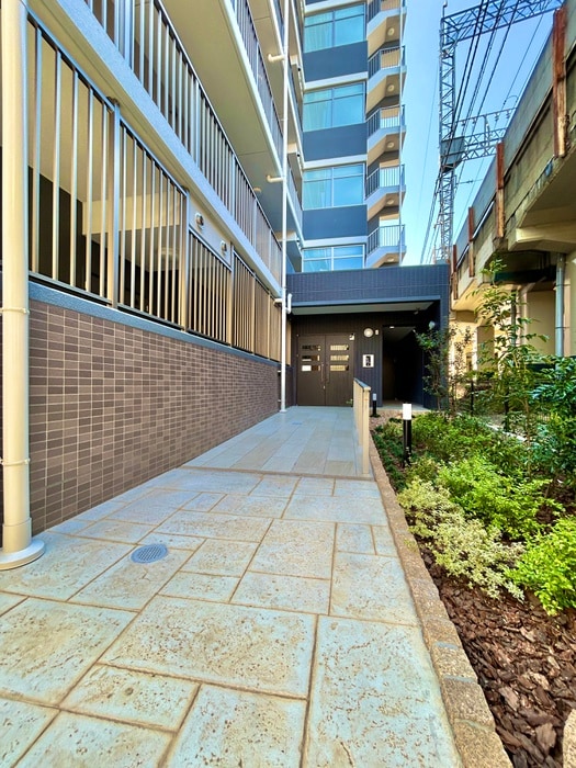 エントランス部分 リアライズ鶴橋東Ⅱ