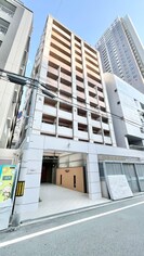 コンソラ－レ土佐堀の外観