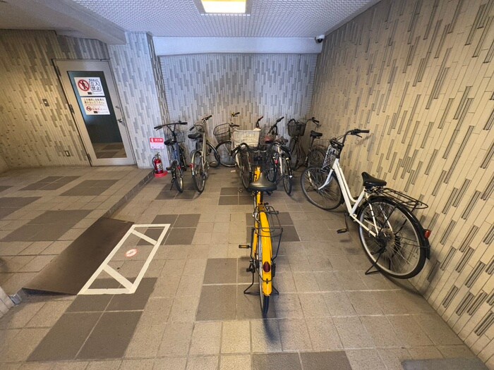 駐輪場 インペリアル