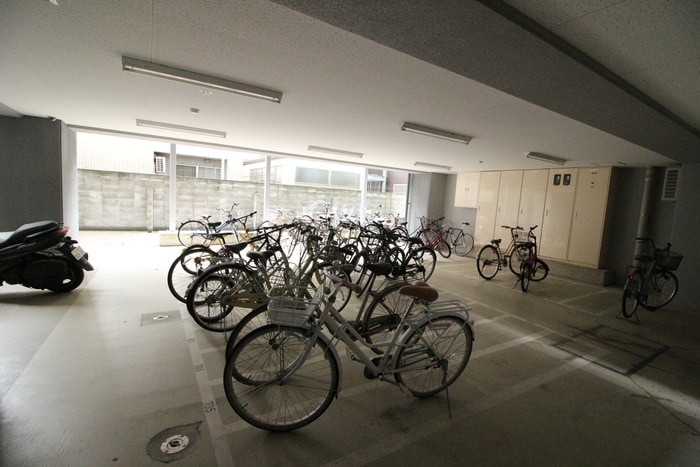 駐輪場 CITY SPIRE烏丸御池