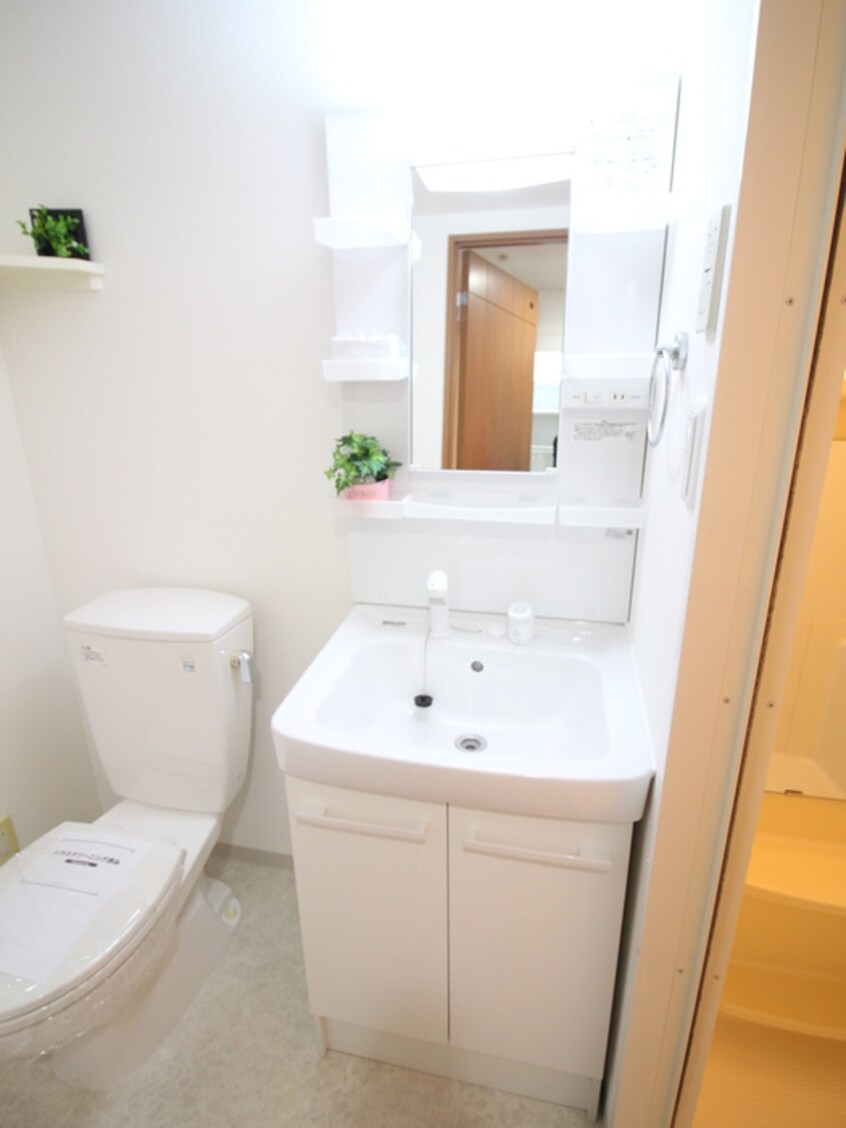 洗面 ｴｽﾘｰﾄﾞ京橋Ⅲ番館（201）