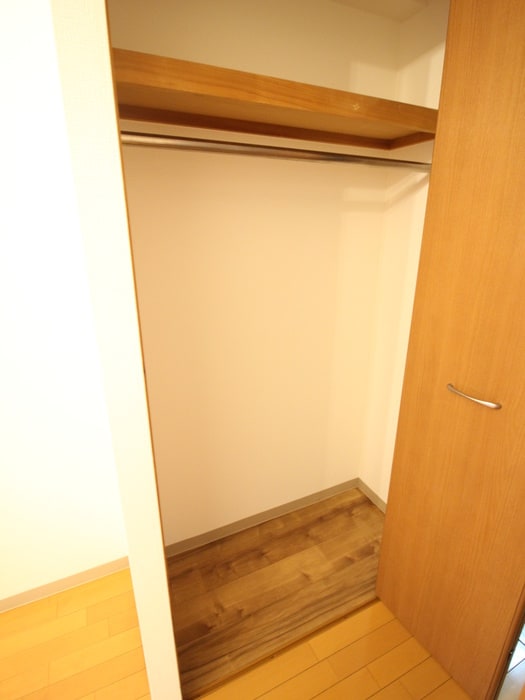収納 ｴｽﾘｰﾄﾞ京橋Ⅲ番館（201）