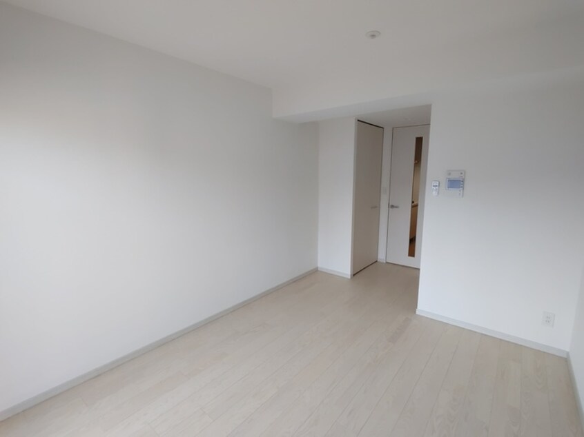 居室 ｱﾄﾞﾊﾞﾝｽ江坂東ﾃﾞﾊﾟｰﾙ(204)