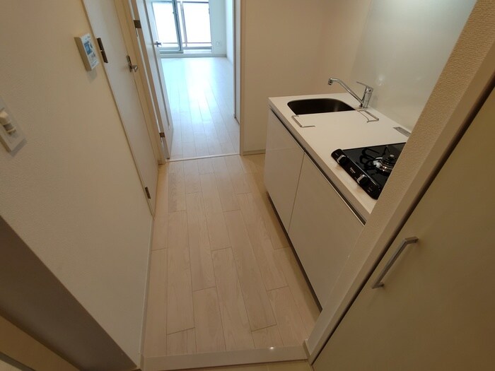 廊下 ｱﾄﾞﾊﾞﾝｽ江坂東ﾃﾞﾊﾟｰﾙ(204)