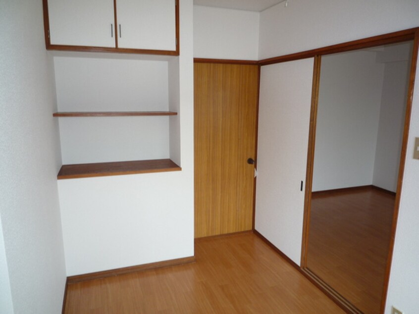 居室 中沢マンション