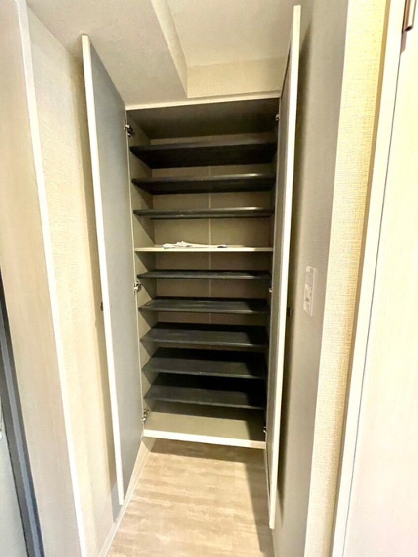 靴箱 Ｂｒｉｌｌａｎｔｅ東花園