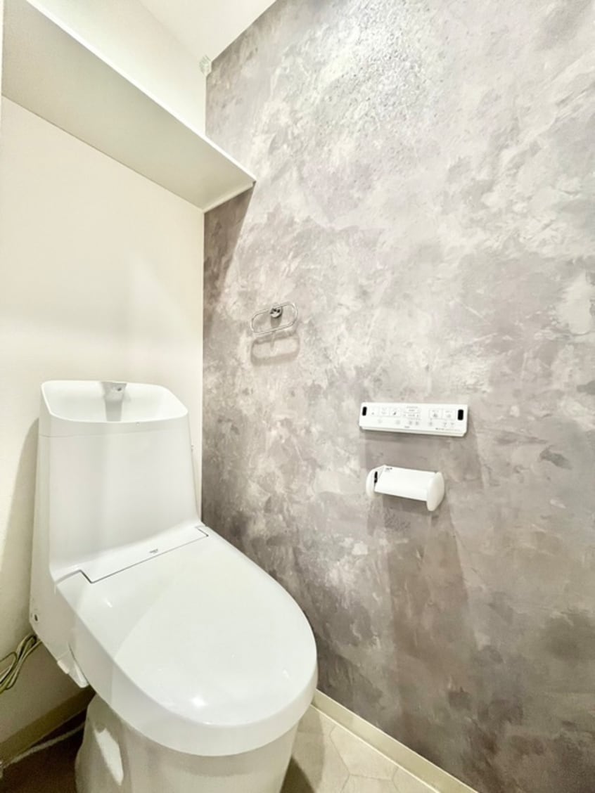 トイレ ラモーナ野里町