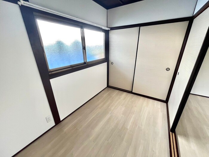居室 ブロイド宝塚