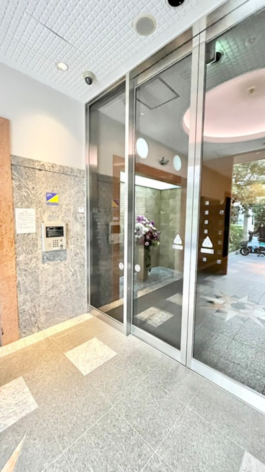 エントランス部分 アーバンフラッツ瓦町