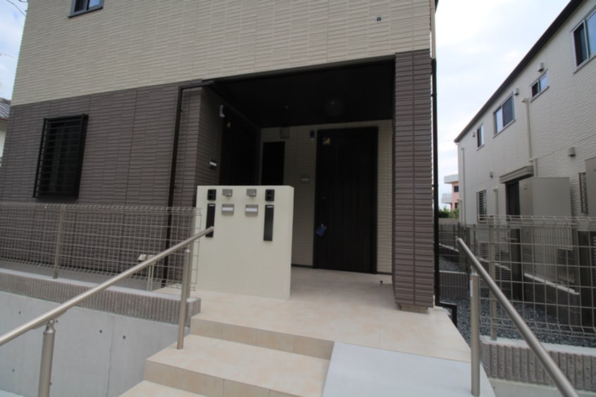 エントランス部分 メイマオ