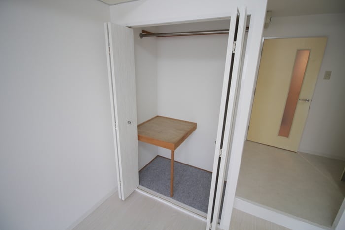 収納 ＲＥＣＥＳＳ　ＣＯＵＲＴ　2