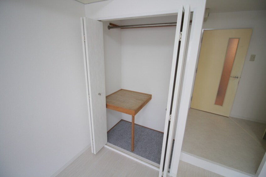 収納 ＲＥＣＥＳＳ　ＣＯＵＲＴ　2