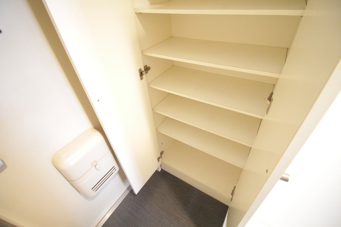 靴箱 ＲＥＣＥＳＳ　ＣＯＵＲＴ　2