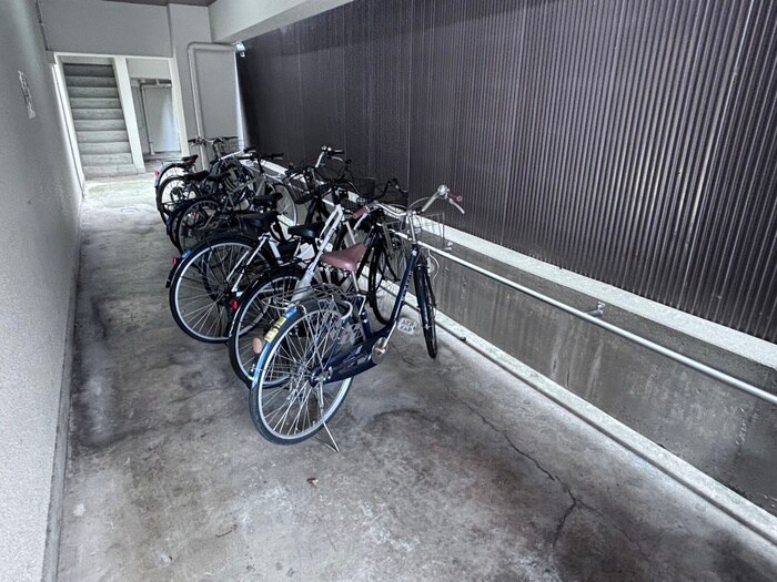 駐輪場 ｓａｗａｒａｂｉハイッテン