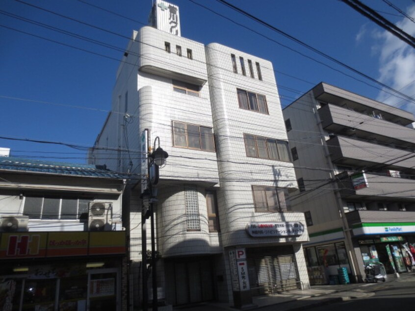 皆川クリニック(病院)まで20m ハル野崎