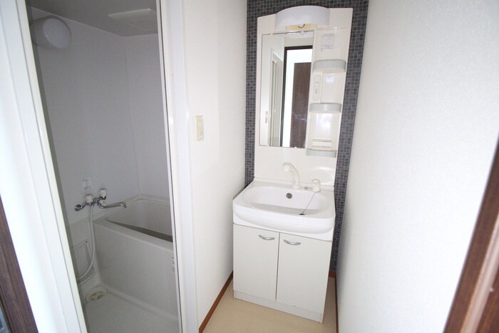 洗面 ﾎﾜｲﾄﾊｲﾑKAGAMIISHI