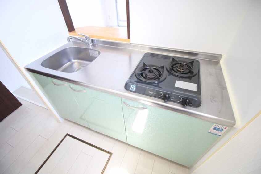 キッチン ﾎﾜｲﾄﾊｲﾑKAGAMIISHI