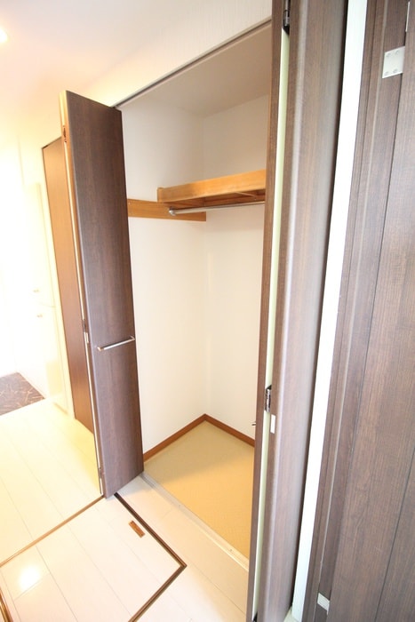 収納 ﾎﾜｲﾄﾊｲﾑKAGAMIISHI