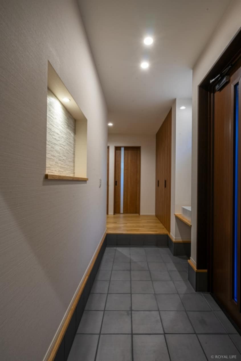 玄関 上新田1丁目貸家