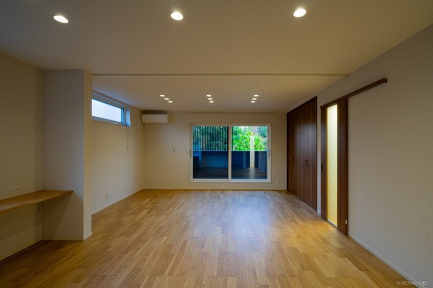 室内からの展望 上新田1丁目貸家