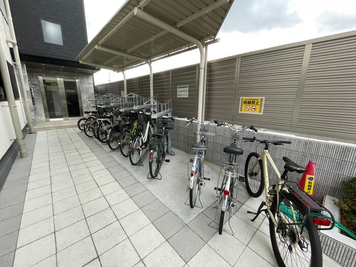 駐輪場 クラウディア中宮