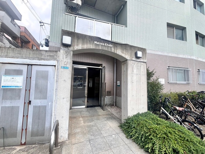 エントランス部分 メゾンエトワル