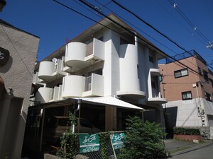 四宮マンション