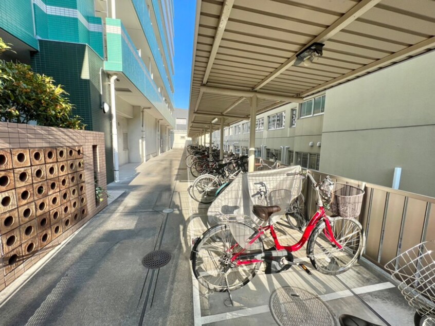 駐輪場 スカイビュー六甲