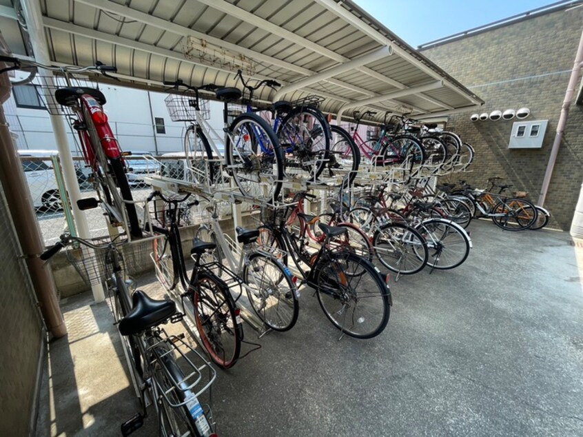 駐輪場 エミネンスパレス