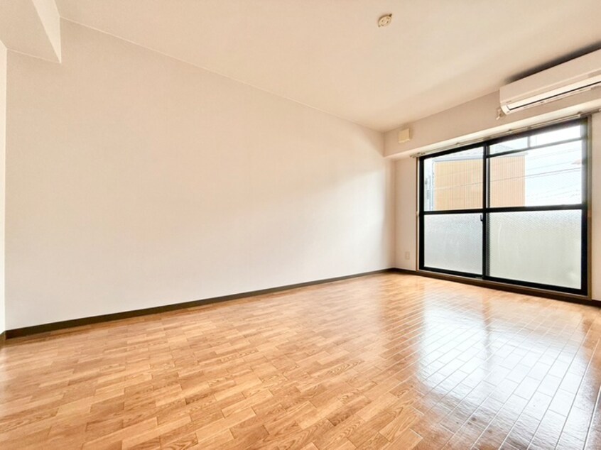 居室 Ｂｅｑｕｅｍ２１