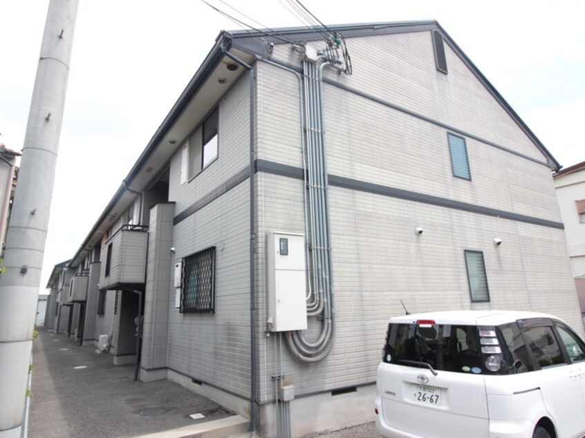 エントランス部分 エスト・ステ－ブル