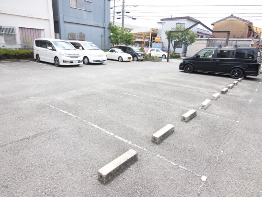 駐車場 エスト・ステ－ブル
