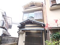 下鴨泉川町貸家