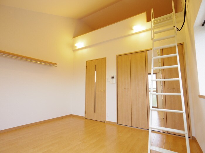 居室 メゾン・ラコンテ