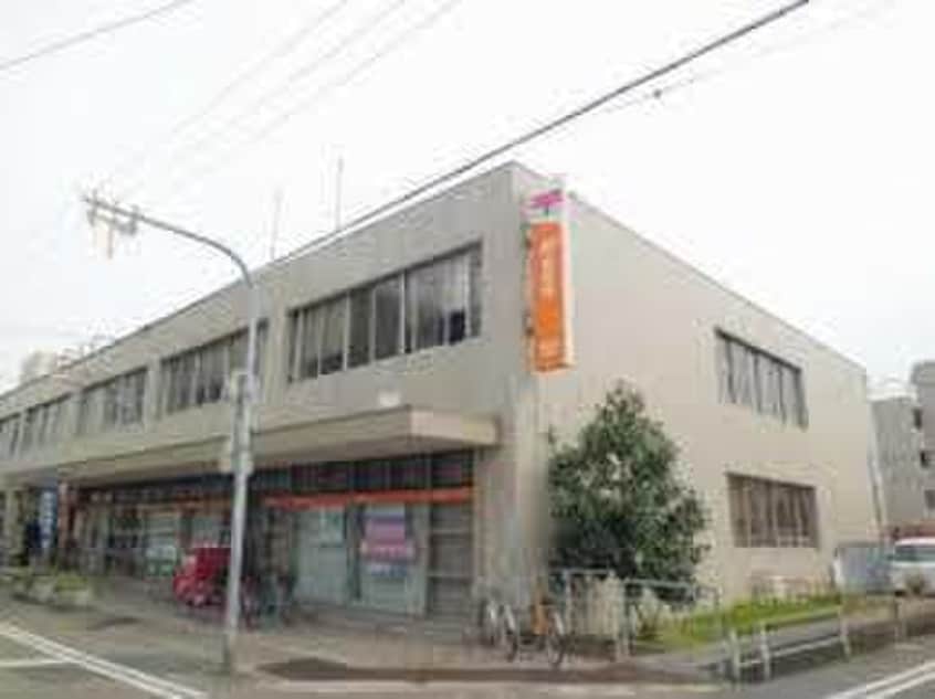 西宮東郵便局(郵便局)まで950m セジュ－ル西宮今津