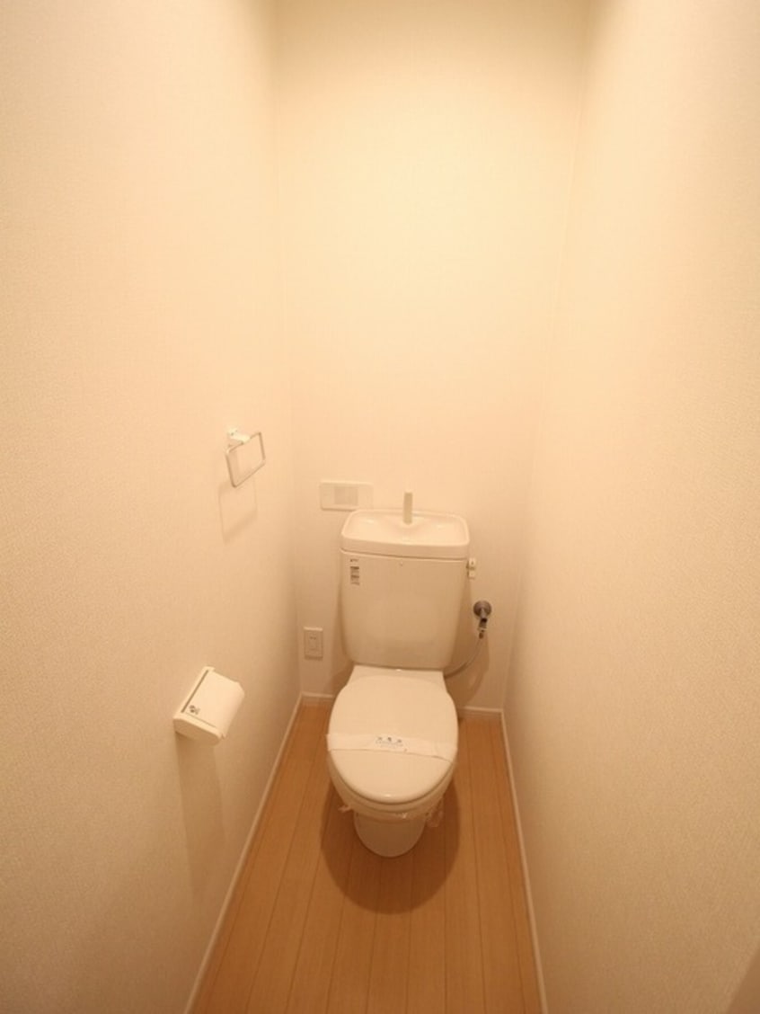 トイレ ルシアＳ＆Ｔ